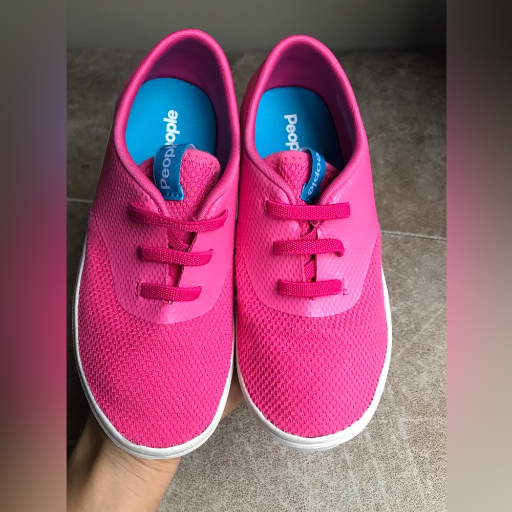 People Kids Sneaker Size: US Toddler 12 EUR 30 CM 18